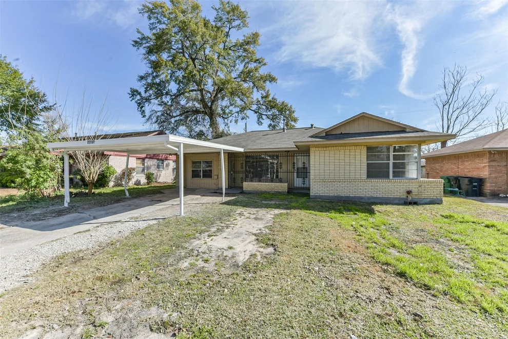 Unit for sale at 10214 Bretton Drive, Houston, TX 77016