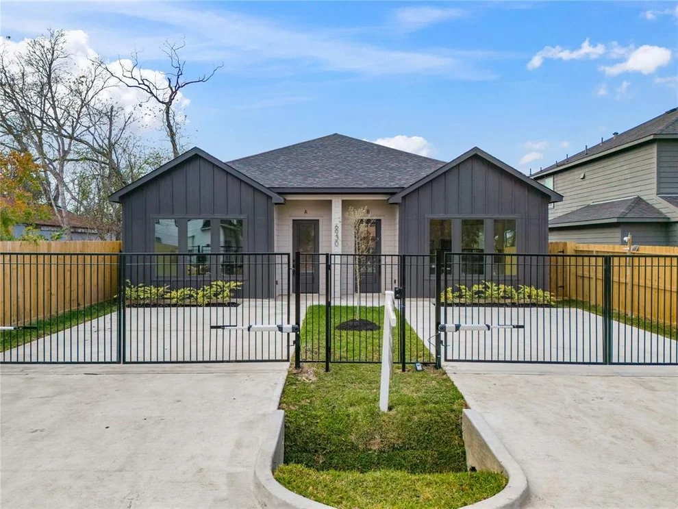 Unit for sale at 6930 Liverpool Street, Houston, TX 77021