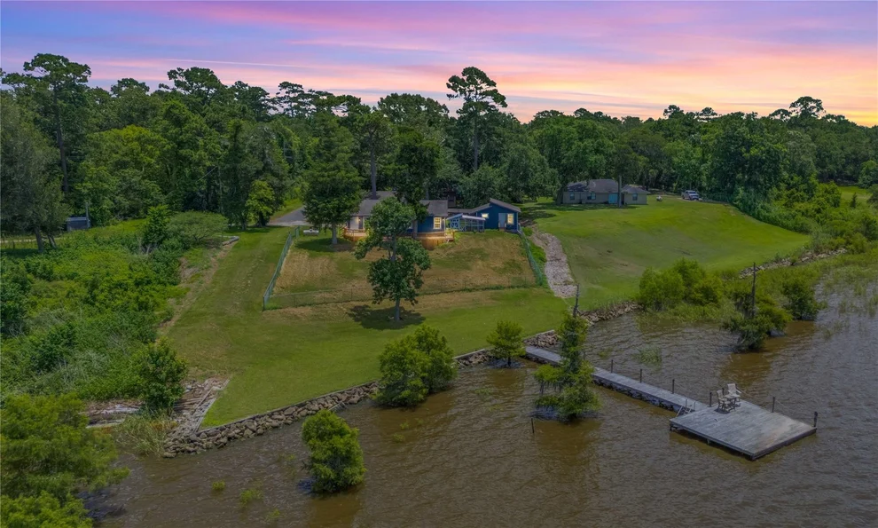 Unit for sale at 3843 Simon Road, Anahuac, TX 77514