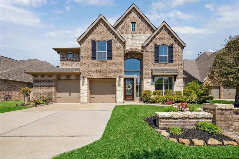 Unit for sale at 17127 Lumberton Drive, Cypress, TX 77433