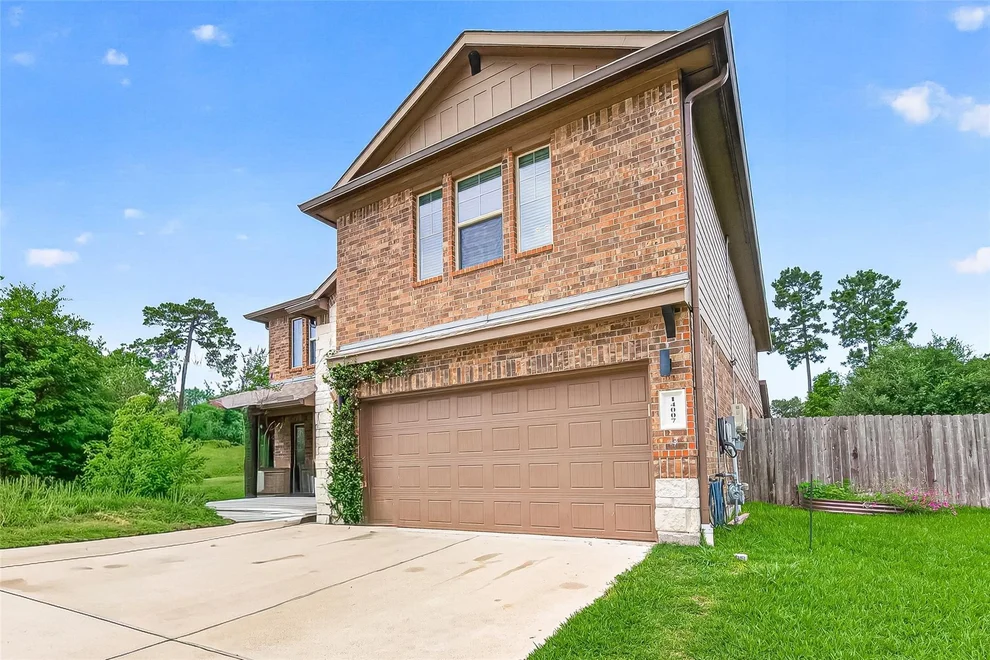 Unit for sale at 14007 Routt Forest Trail, Conroe, TX 77384