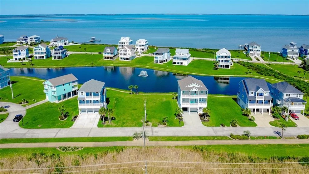 Unit for sale at 26830 Estuary Drive, Galveston, TX 77554