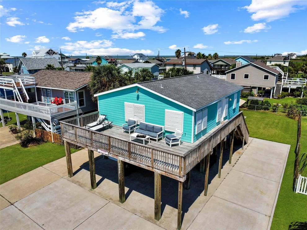 Unit for sale at 4003 Panola Drive, Galveston, TX 77554