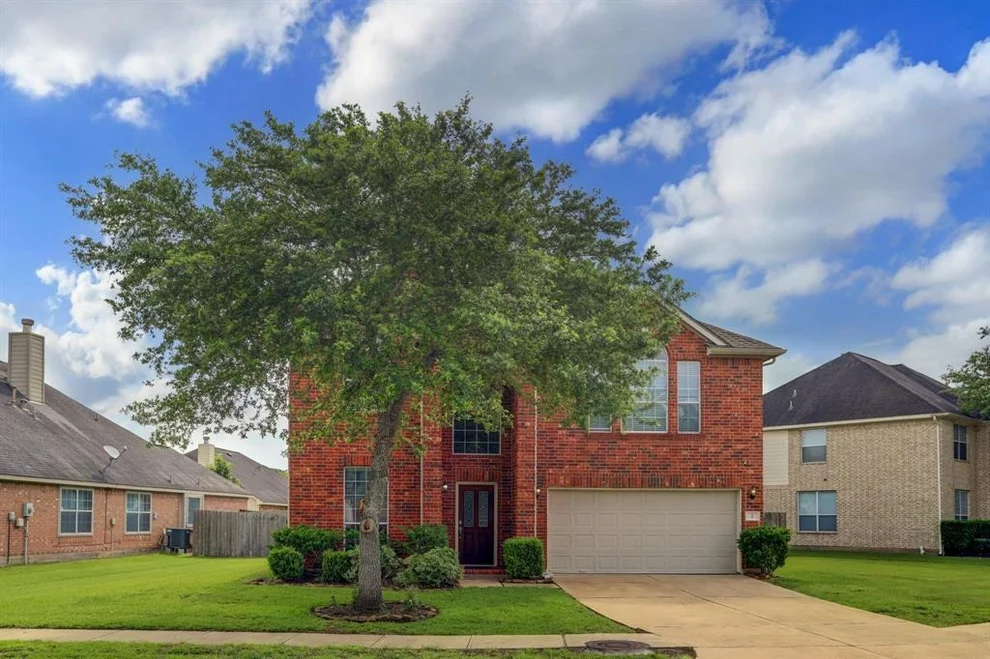 Unit for sale at 2 Old Presidio Drive, Manvel, TX 77578