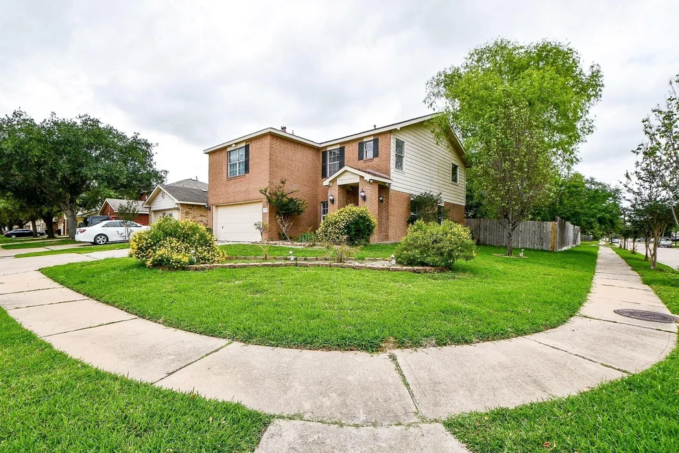 Unit for sale at 17102 Coventry Park Drive, Houston, TX 77084