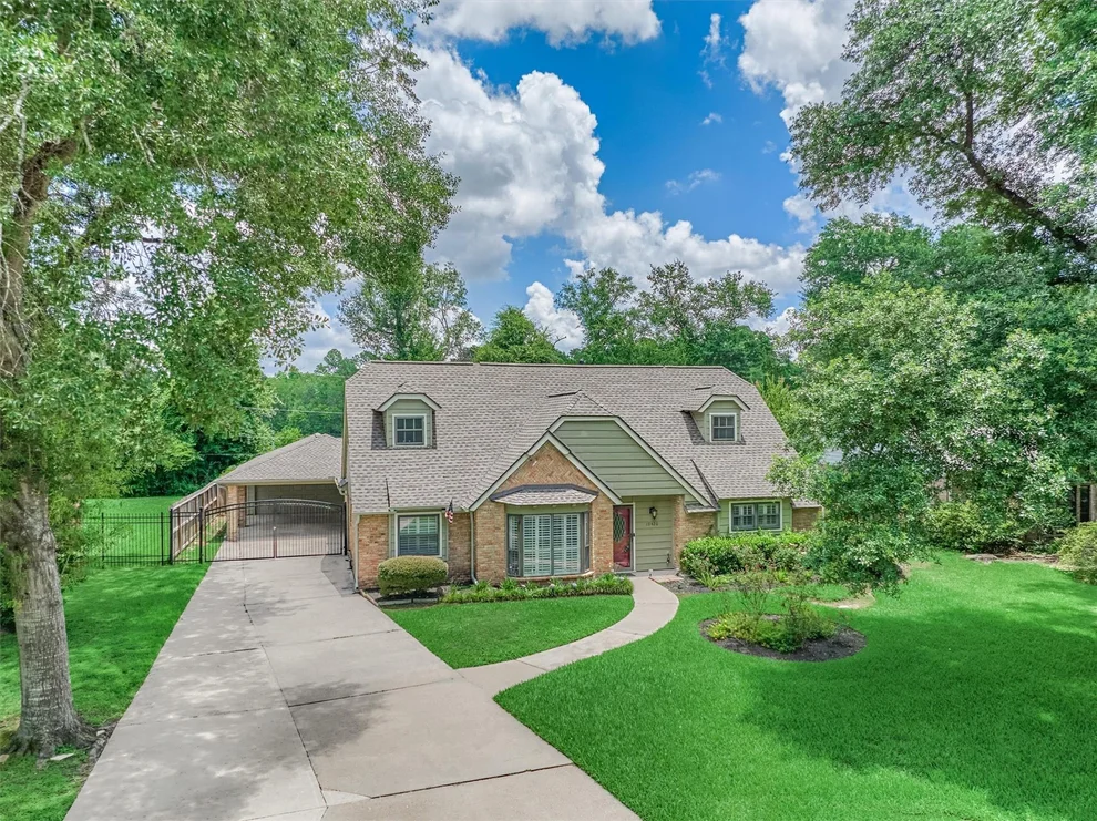 Unit for sale at 19426 Whitewood Drive, Spring, TX 77373