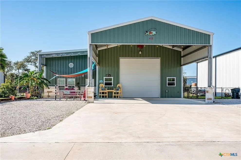 Unit for sale at 42 Connelley Lane, Port O Connor, TX 77982
