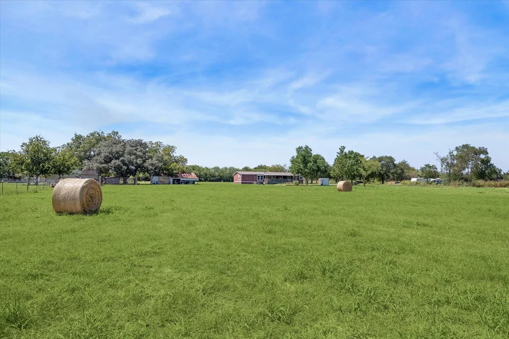 Unit for sale at 38096 Klaus Ln, Pattison, TX 77423