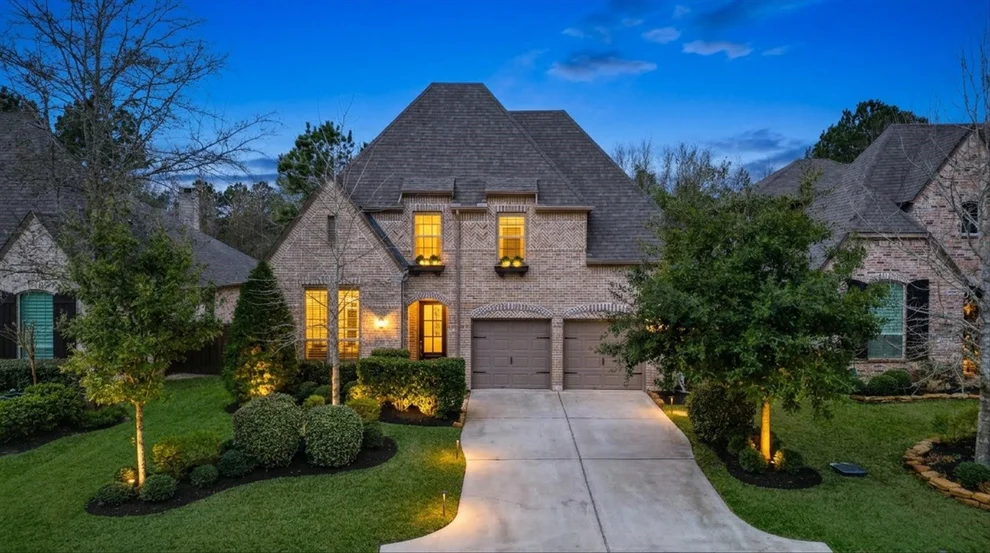 Unit for sale at 125 Russet Bend Place N, Montgomery, TX 77316