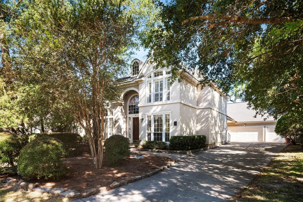 Unit for sale at 18 Morning Arbor Place, The Woodlands, TX 77381