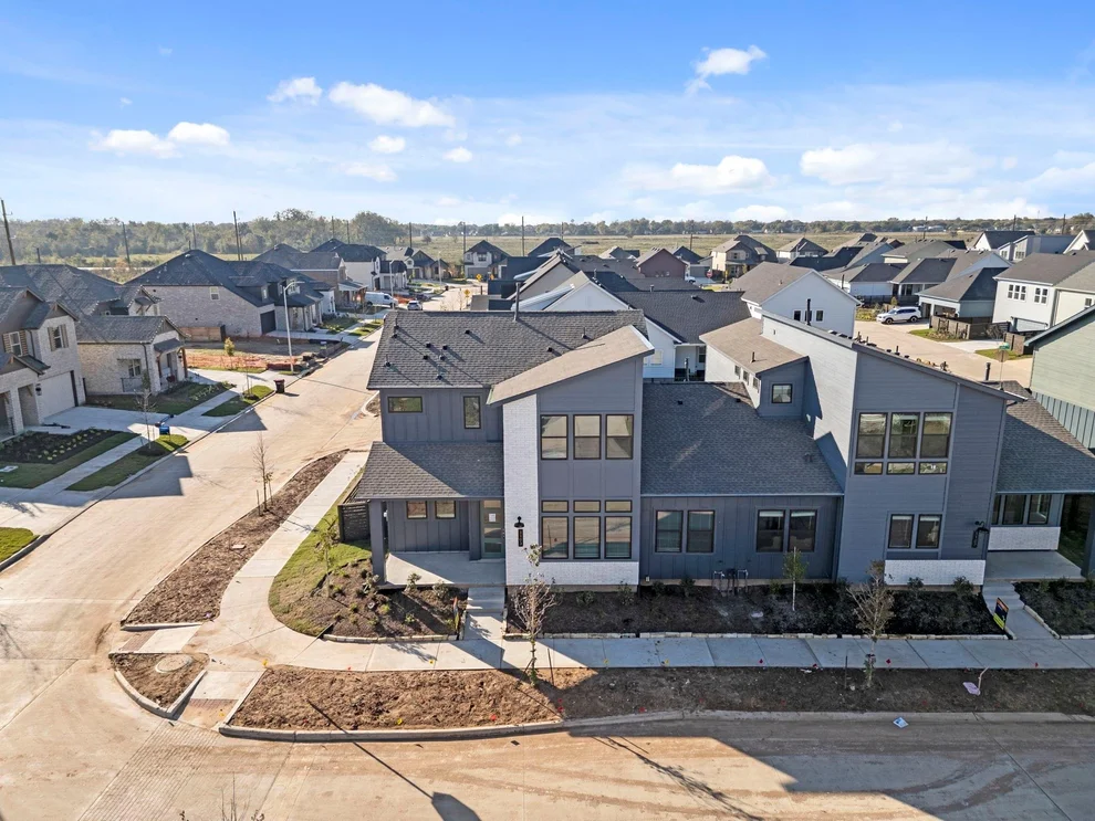 Unit for sale at 1103 Mercantile Street, Richmond, TX 77406