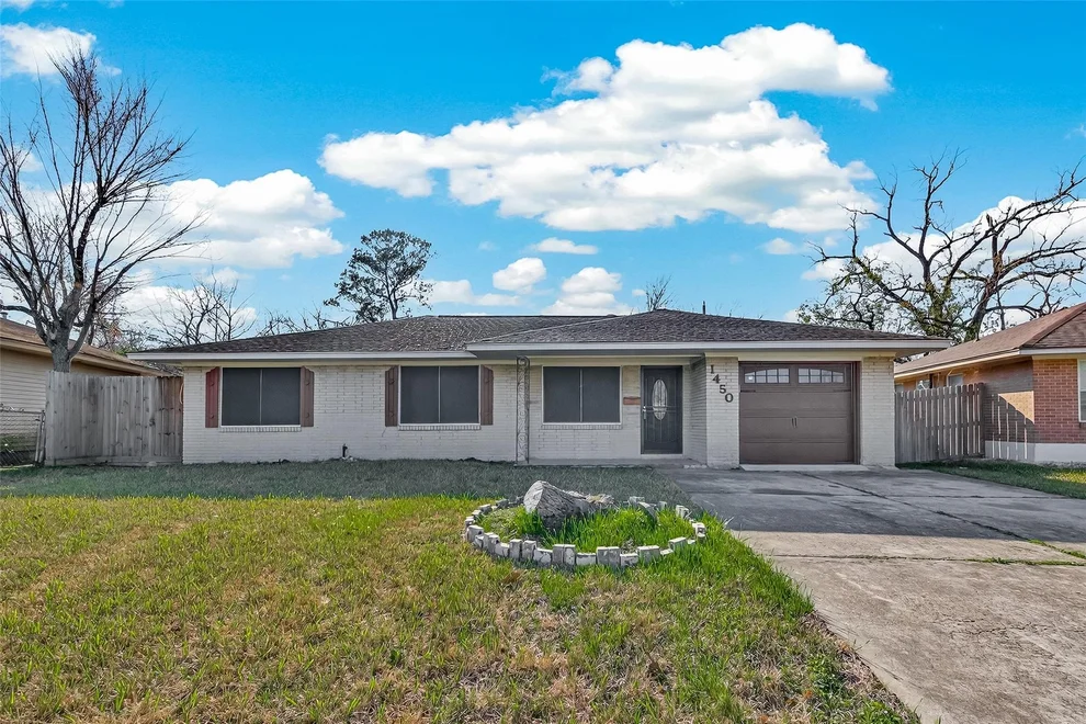 Unit for sale at 1450 Maryknoll Drive, Houston, TX 77015