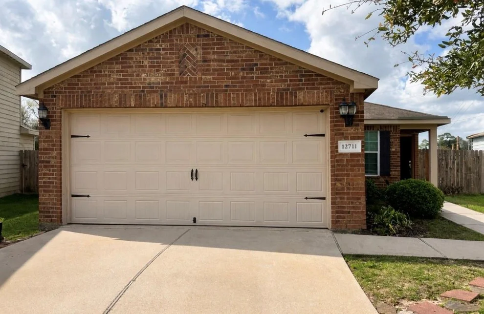 Unit for sale at 12711 Mystic Water Lane, Houston, TX 77044