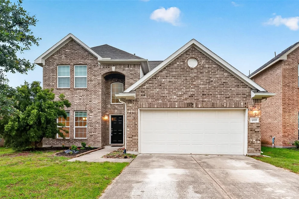 Unit for sale at 10015 Chase Court, Baytown, TX 77521