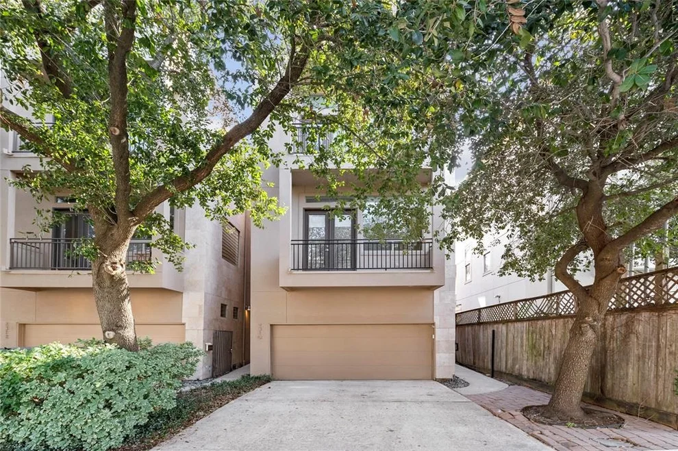 Unit for sale at 2310 Arabelle Street, Houston, TX 77007