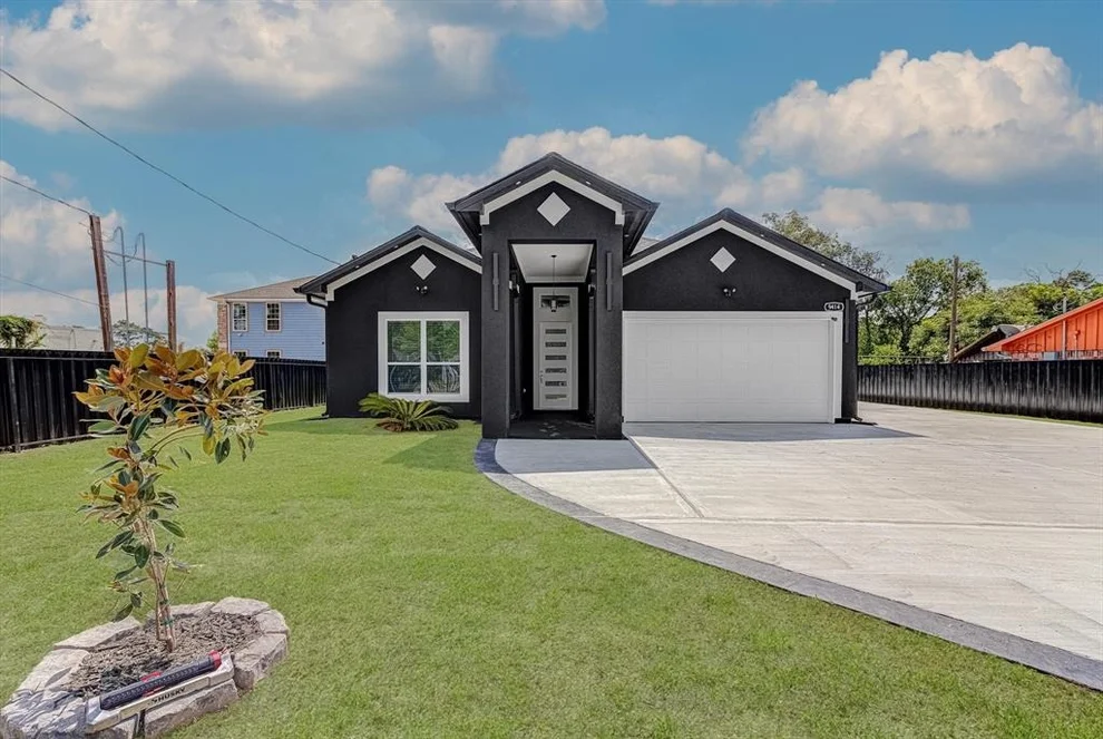 Unit for sale at 9414 Shady Drive, Houston, TX 77016