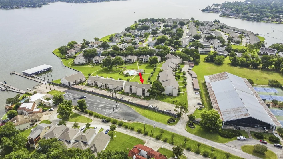 Unit for sale at 203-C Lakeview Terrace, Montgomery, TX 77356