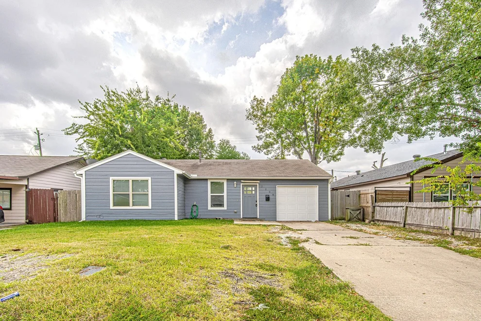 Unit for sale at 2208 Camille Street, Pasadena, TX 77506