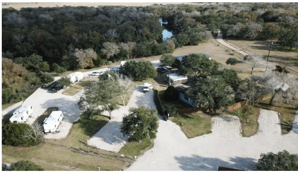 Unit for sale at 2165 County Road 457, La Ward, TX 77970