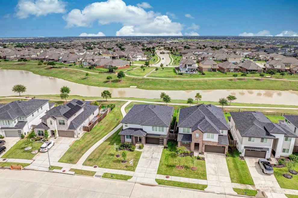 Unit for sale at 29231 Red Rocks Park Drive, Katy, TX 77494