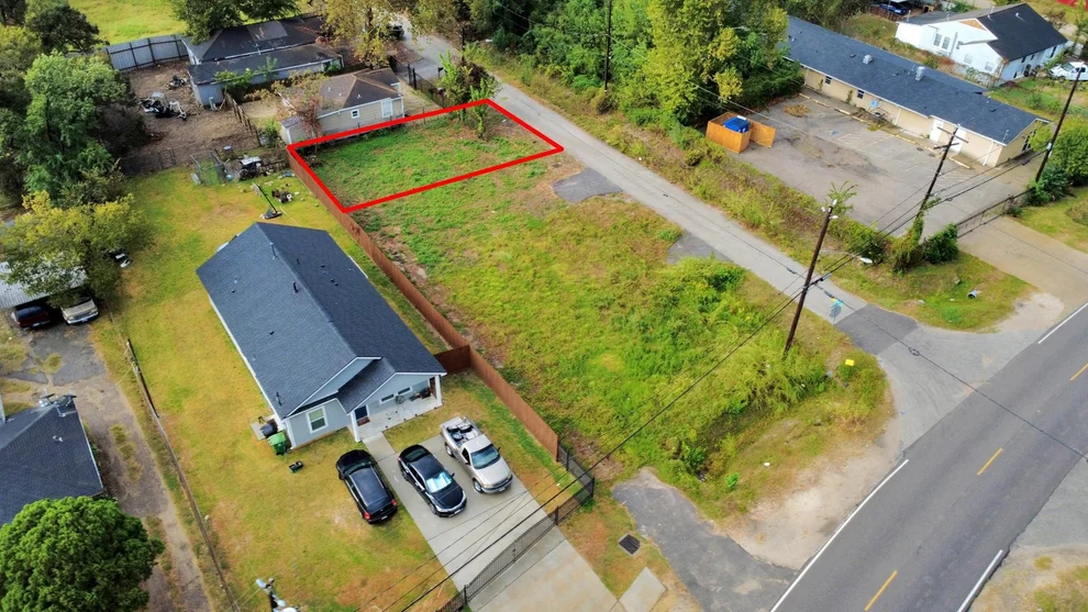Unit for sale at 0, 00, & 6822 Bonita St Avenue, Houston, TX 77016