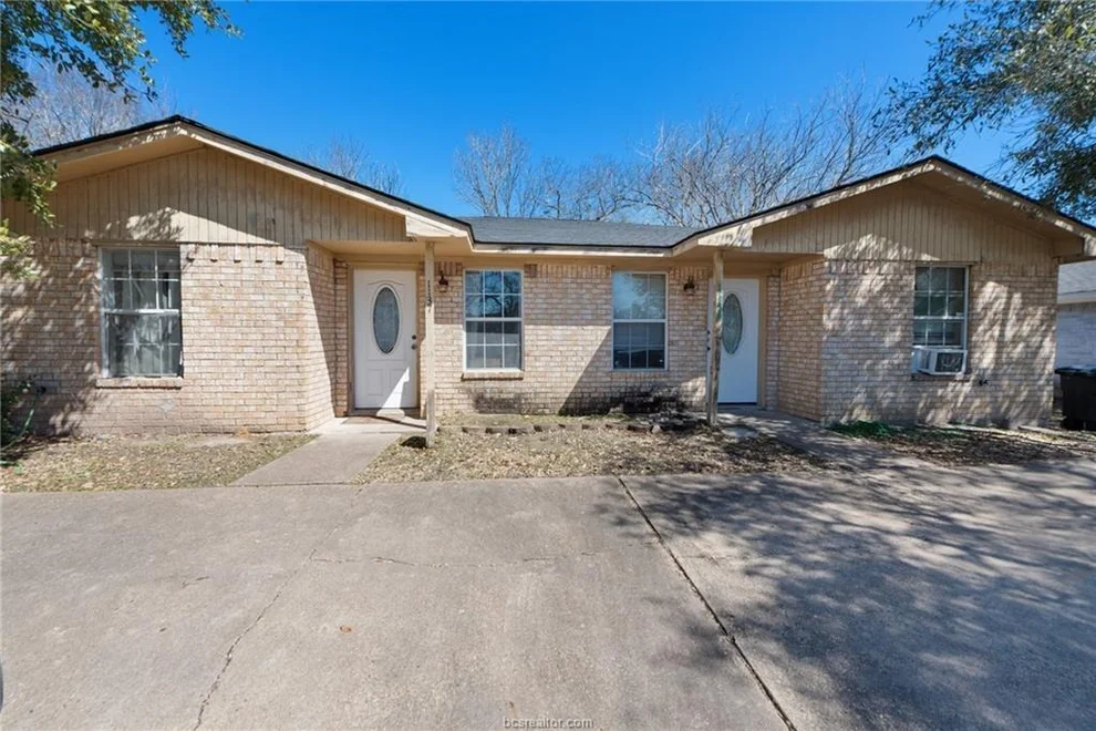 Unit for sale at 1137-1139 Georgia Street, College Station, TX 77840