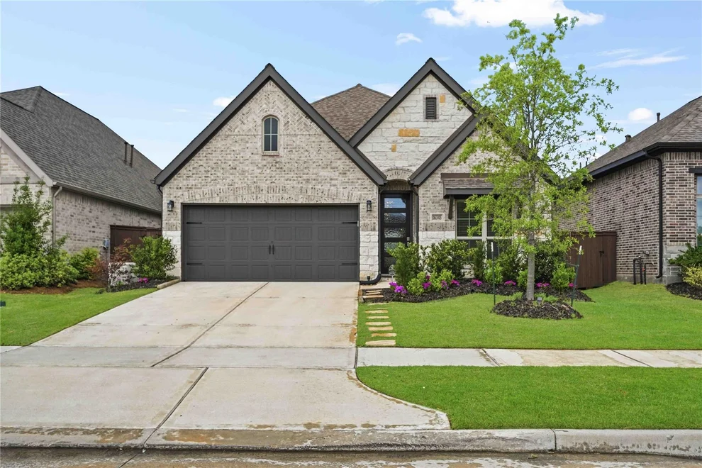 Unit for sale at 16343 Tawny Emperor Drive, Humble, TX 77346
