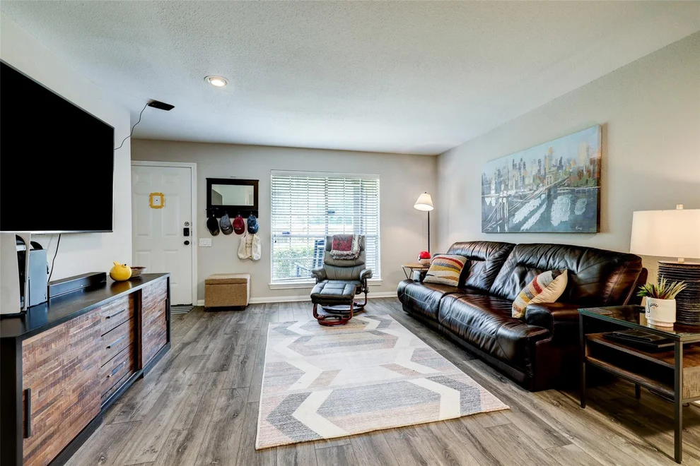 Unit for sale at 1860 White Oak Drive, Houston, TX 77009