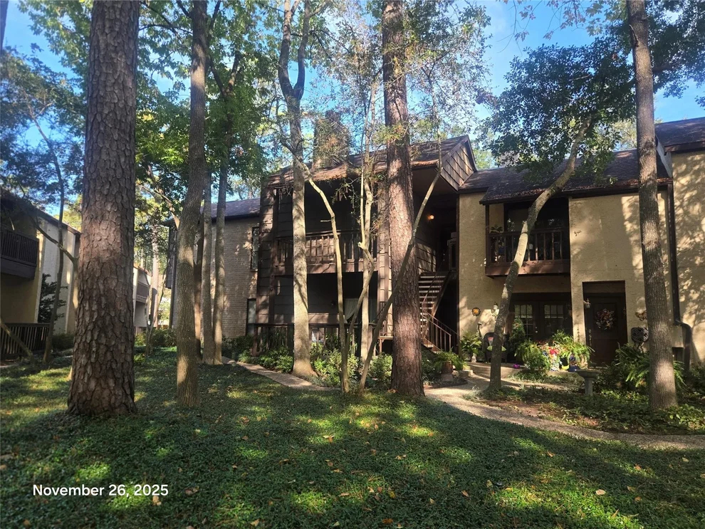 Unit for sale at 11711 Memorial Drive, Houston, TX 77024