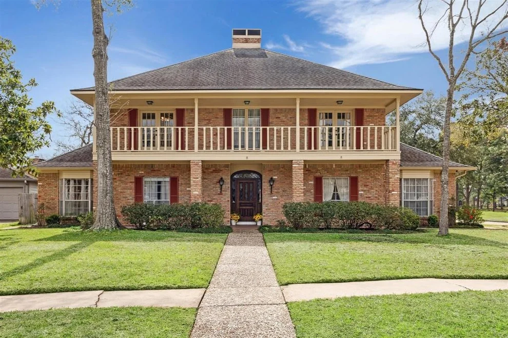 Unit for sale at 16306 Laurelfield Drive, Houston, TX 77059