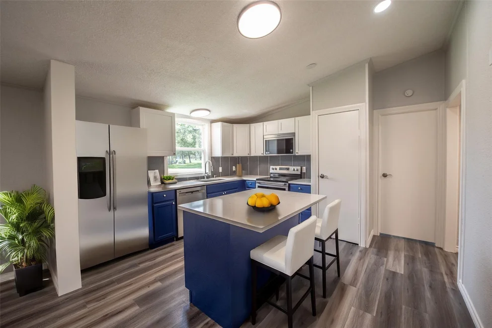Unit for sale at 215 Shady Oaks Street, Somerville, TX 77879