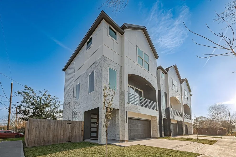Unit for sale at 4203 Ward Street, Houston, TX 77021