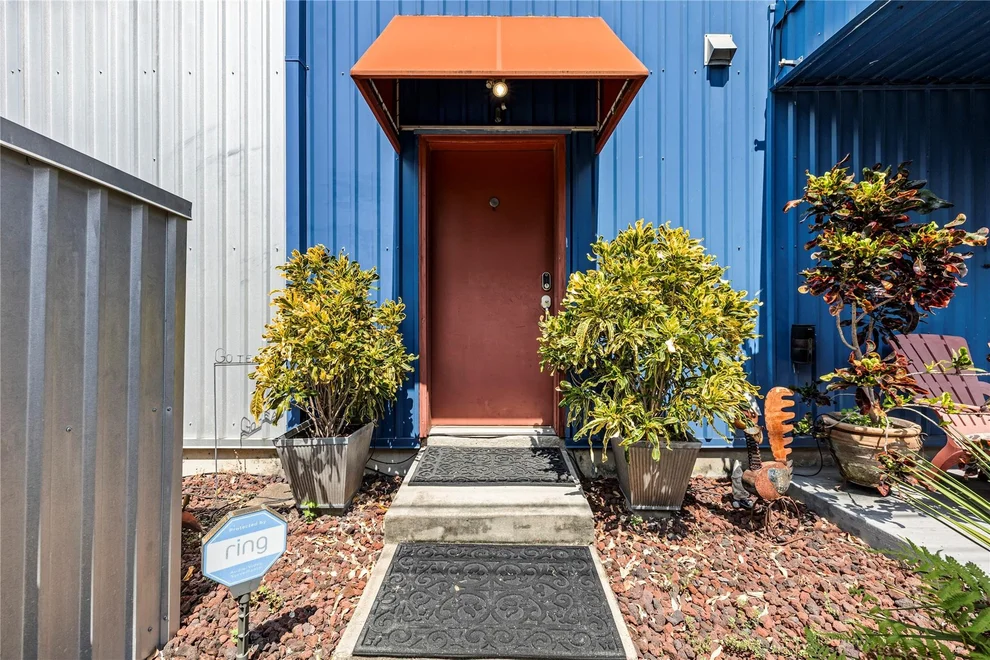 Unit for sale at 840 Robin Street, Houston, TX 77019