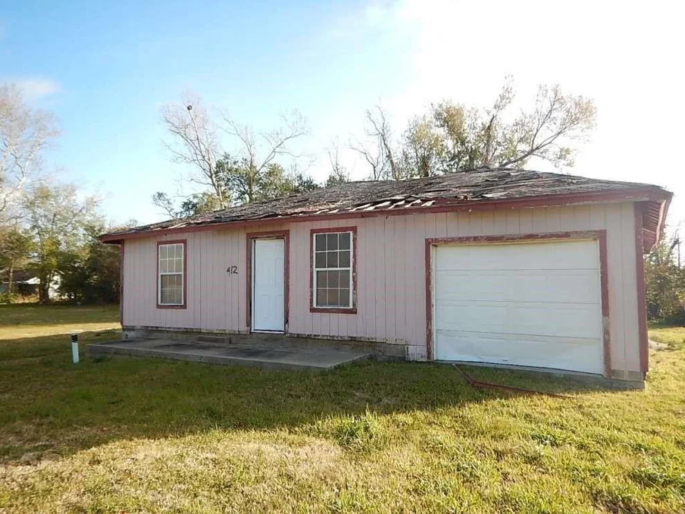 Unit for sale at 412 W Park Avenue, Orange, TX 77630