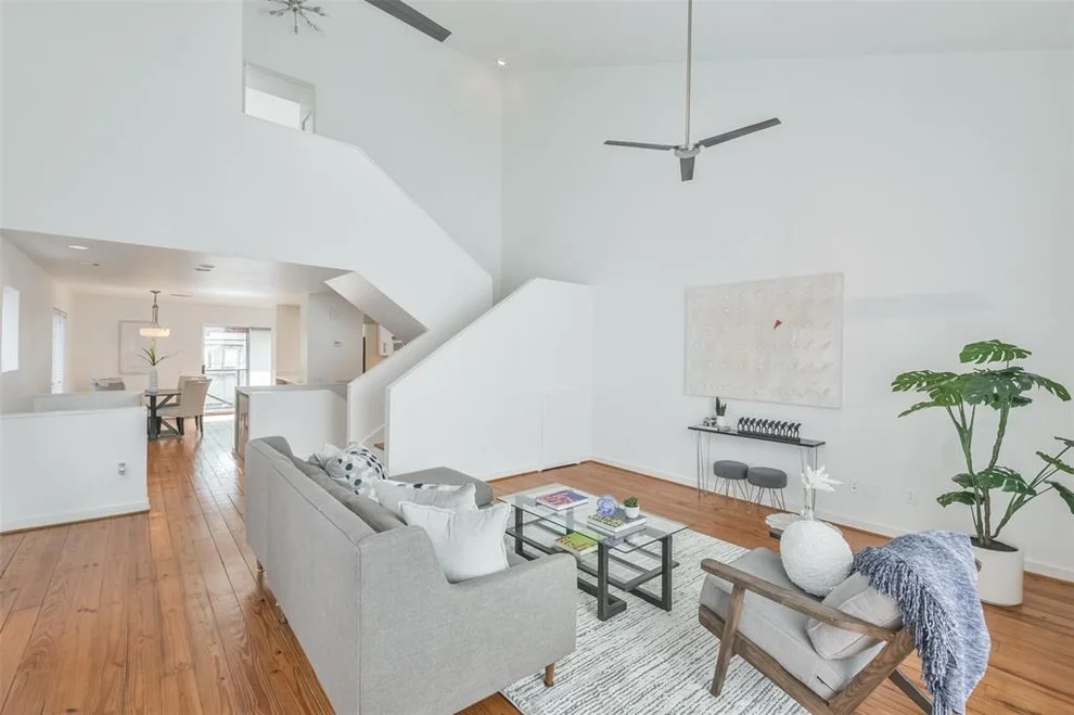 Unit for sale at 802 Andrews Street, Houston, TX 77019