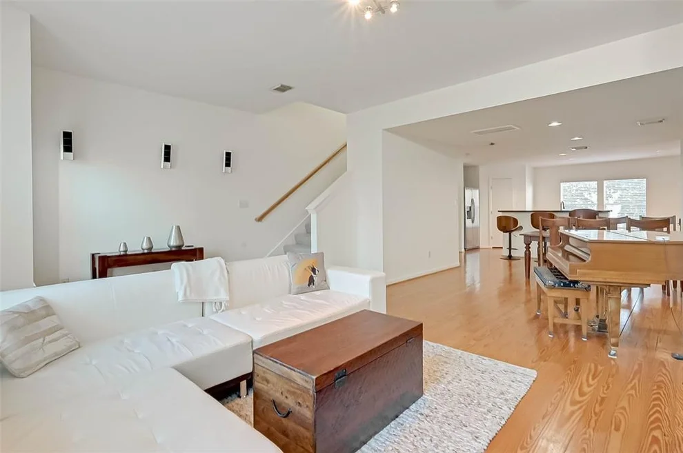 Unit for sale at 1922 Prospect Street, Houston, TX 77004