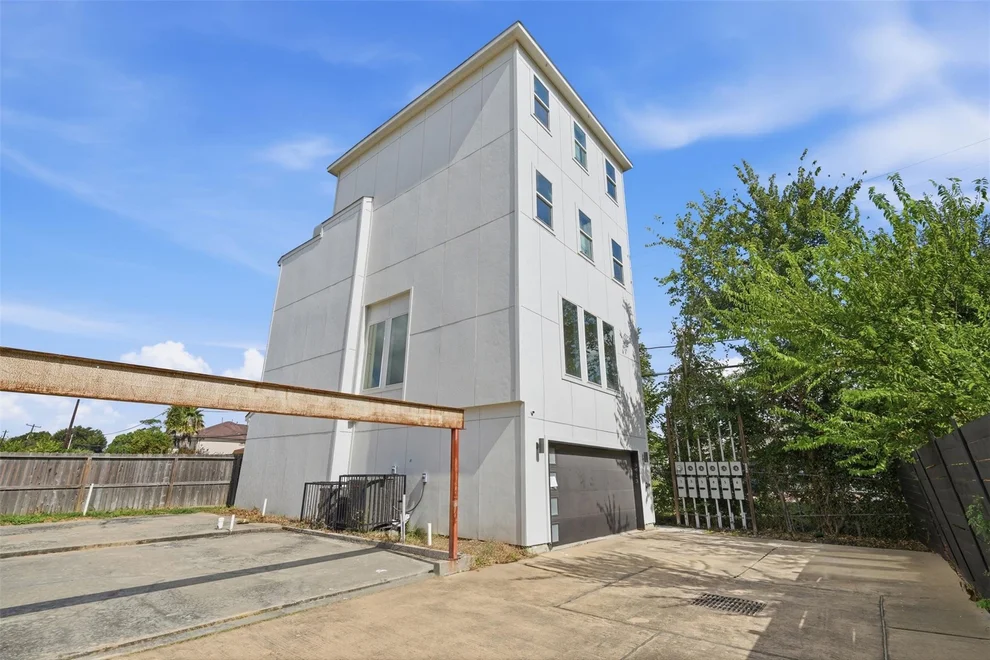 Unit for sale at 3913 Griggs Road, Houston, TX 77021