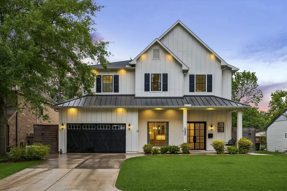 Unit for sale at 1582 Hewitt Drive, Houston, TX 77018