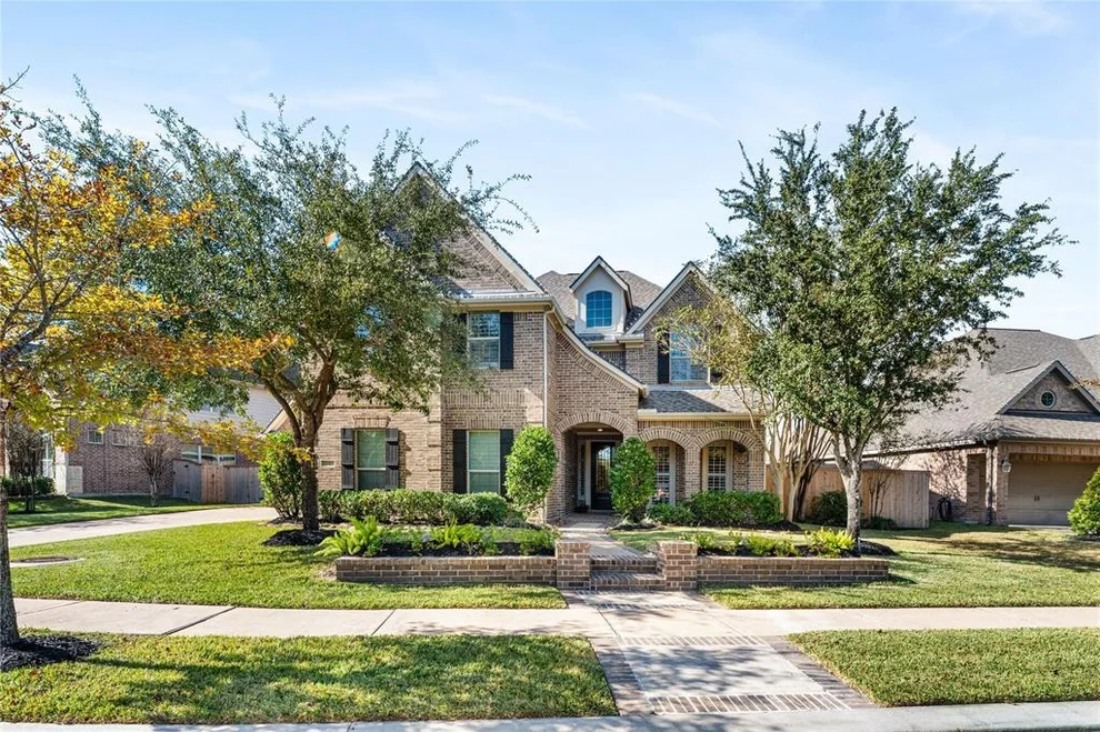 Unit for sale at 12323 Crest Haven Lane, Cypress, TX 77433