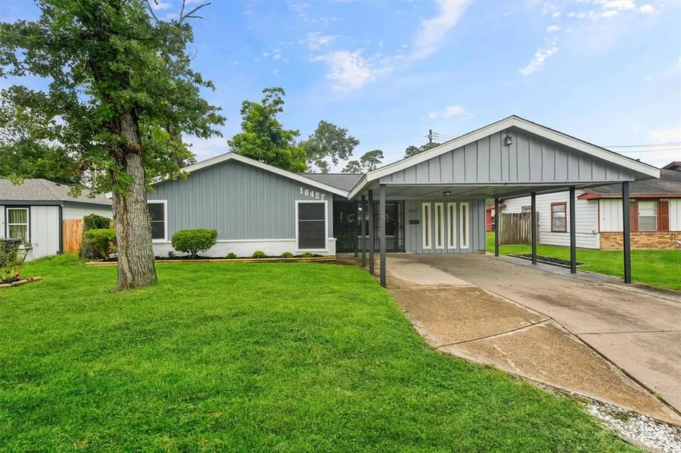 Unit for sale at 10427 Envoy Street, Houston, TX 77016