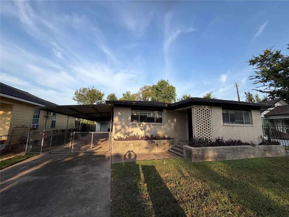 Unit for sale at 2627 Stevens Street, Houston, TX 77026