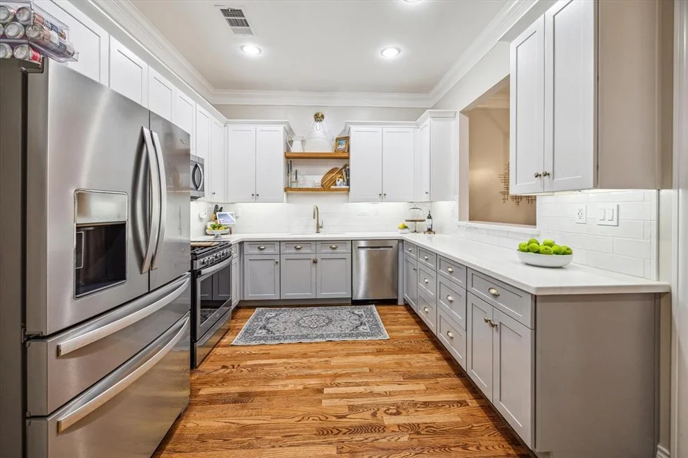 Unit for sale at 6845 Staffordshire Boulevard, Houston, TX 77030