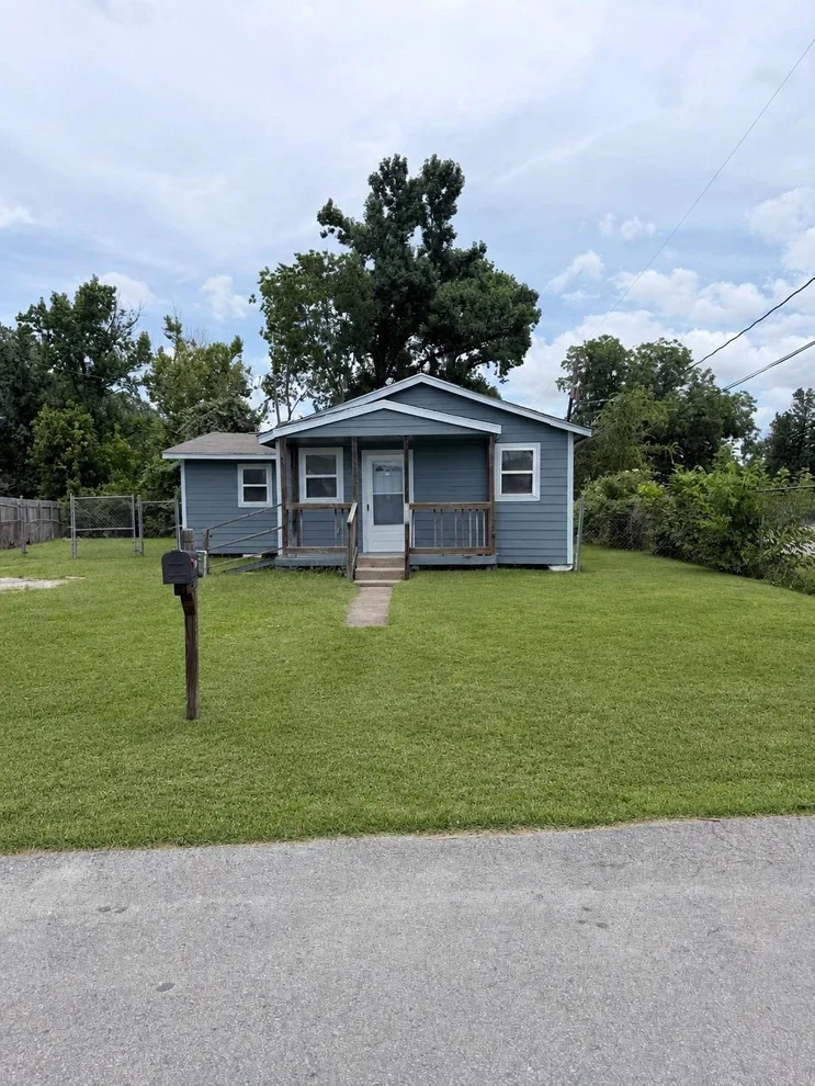 Unit for sale at 8602 Williamsdell Street, Houston, TX 77088