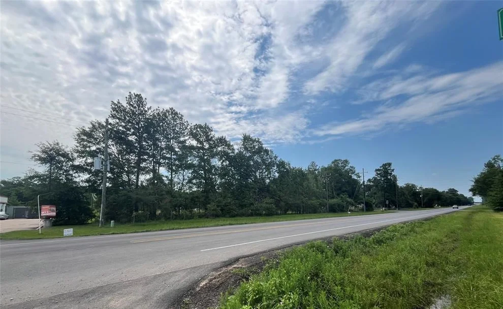 Unit for sale at 41702 Woodway Street, Magnolia, TX 77354