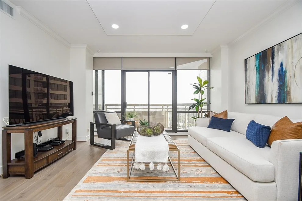 Unit for sale at 14 Greenway Plaza, Houston, TX 77046