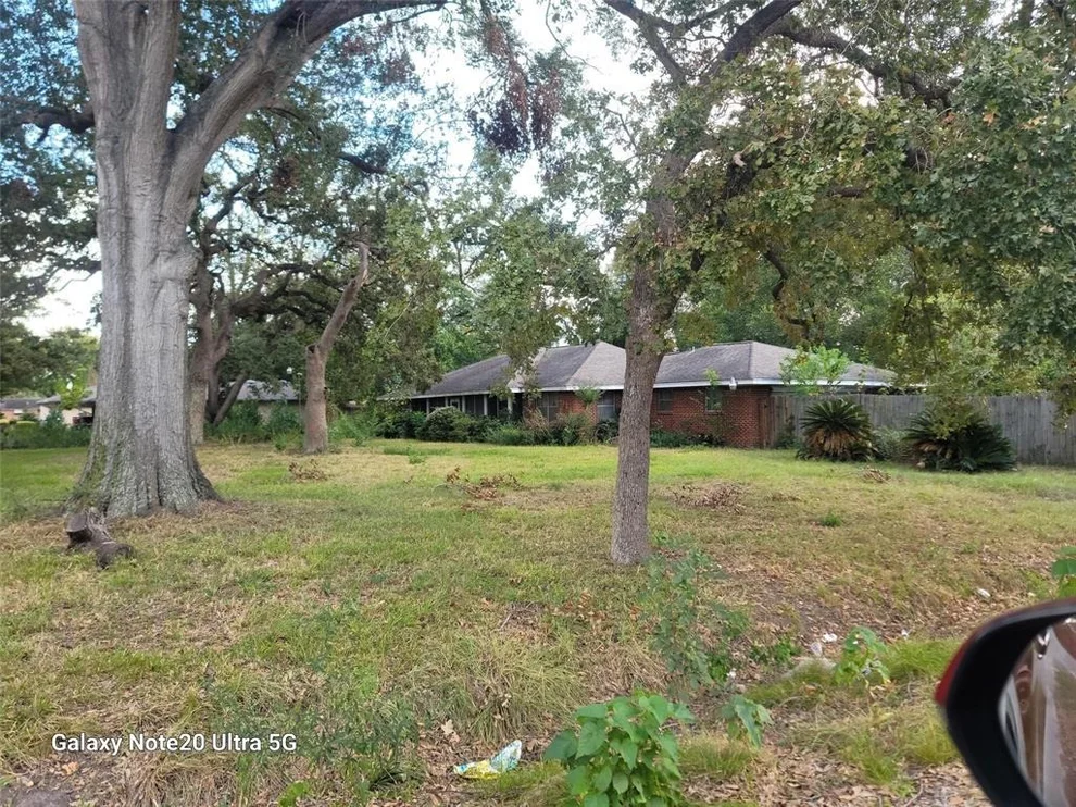 Unit for sale at 1821 Ferguson Way, Houston, TX 77088