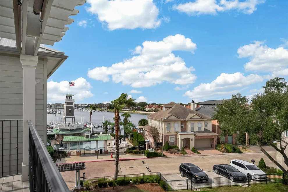 Unit for sale at 1311 Ketch Court, League City, TX 77573