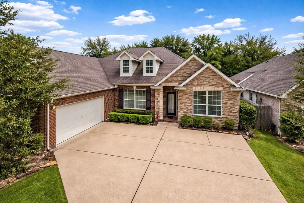 Unit for sale at 3714 Auburn Grove Circle, Missouri City, TX 77459