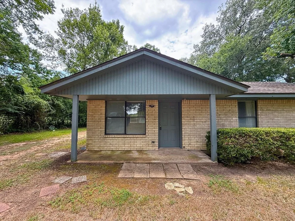 Unit for sale at 6304 Fm 1374, New Waverly, TX 77358