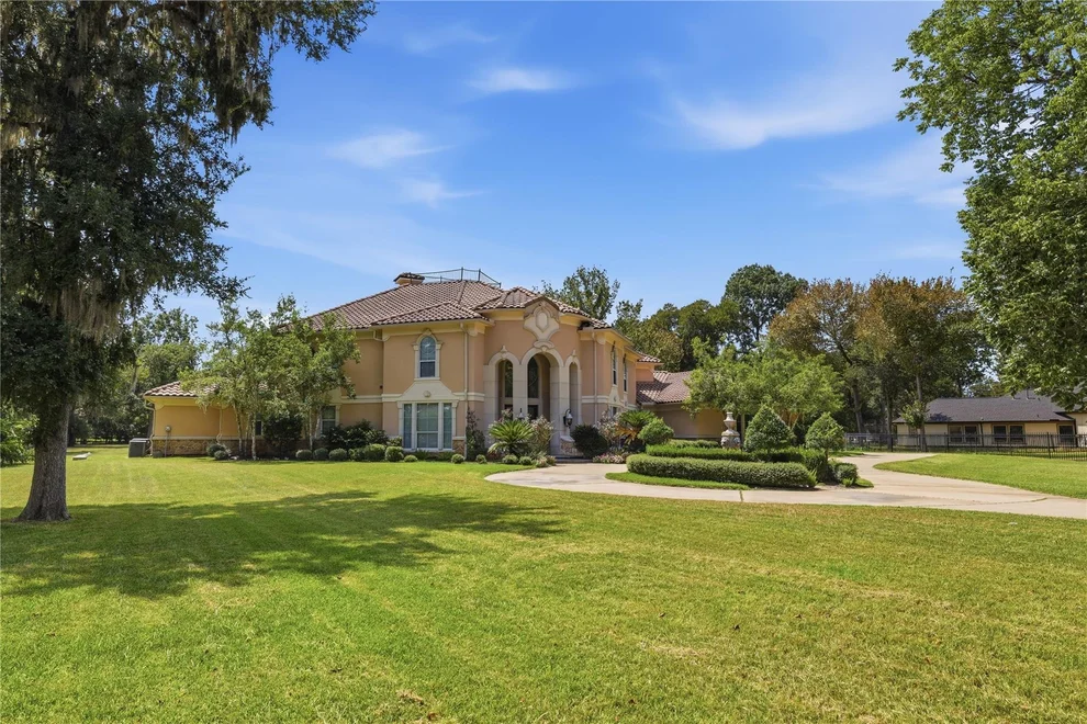 Unit for sale at 3319 Wild River Drive, Richmond, TX 77406